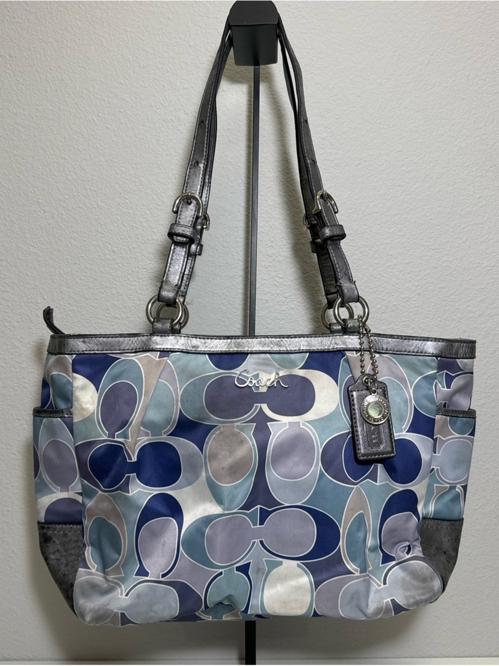 Coach Signature Pattern Tote Bag in Blue Multi